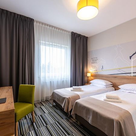 Hotel Maraton Szamotuly Luaran gambar