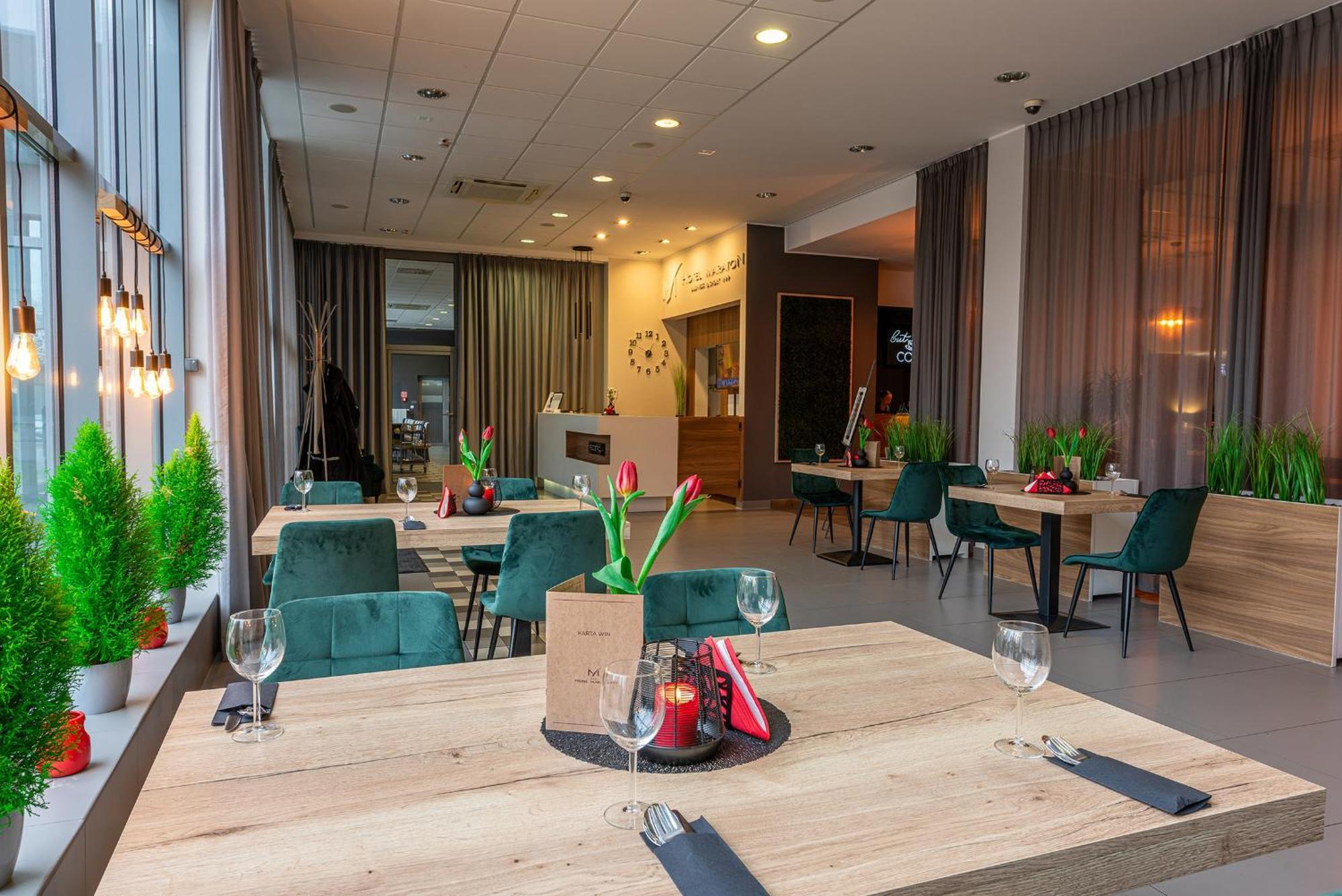 Hotel Maraton Szamotuly Luaran gambar